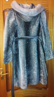 Шуба из мутона с отделкой из норки