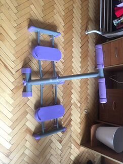 Тренажёр для ног и ягодиц