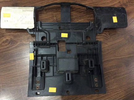 Кронштейн от потолочной консоли TownCountry 04г