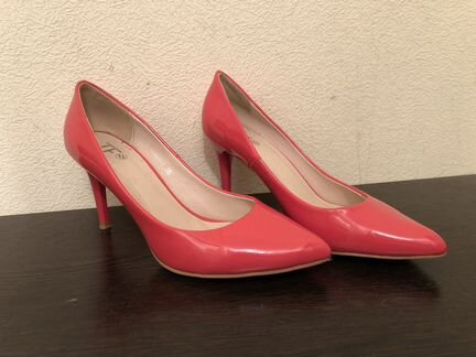 Туфли женские кораллового цвета