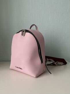 Розовый рюкзак Calvin Klein