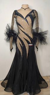 Продается платье на европейскую программу