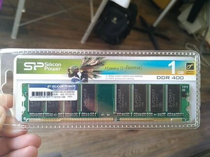 Оперативная память 1 GB DDR 400