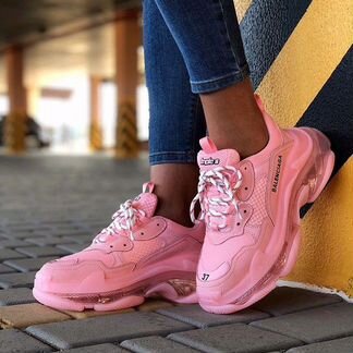 Balenciaga triple s