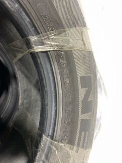 Летние шины Nexen Roadian 571 235/65 R17