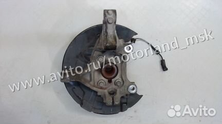 Ступица (кулак, цапфа) левая передняя Ford Mondeo