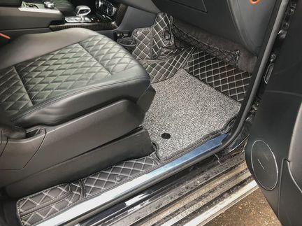 Комплект автомобильных ковриков внедорожник Мерсед