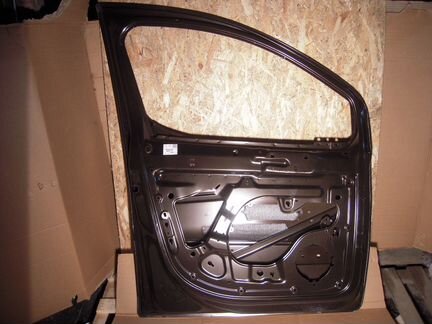 Дверь Пежо, Ситроен В9 новая оригинал 9002Z3