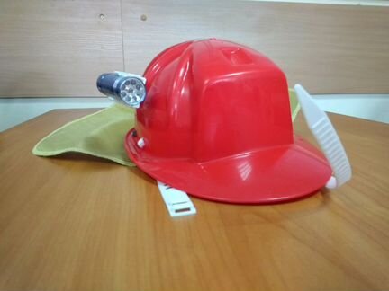 Продам Детская пожарная каска