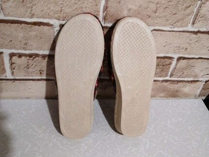 Тапочки женские. Новые