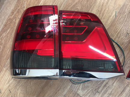 Фонари Тойота Ленд Крузер 200