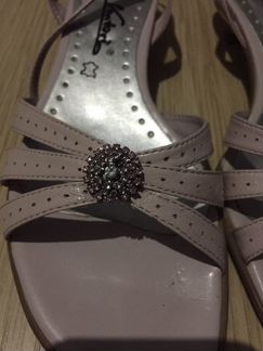 Босоножки женские