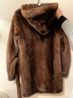 Полушубок с капюшоном