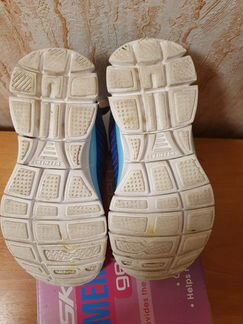 Кроссовки для девочки Skechers