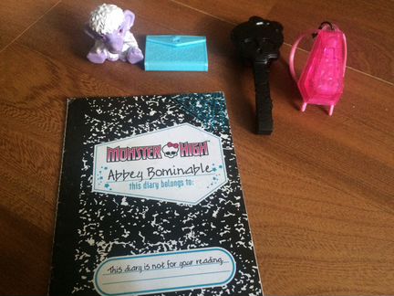 Бу кукла Monster High Abbey Bominable Picture Day