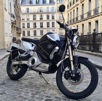 Электромотоцикл Super Soco TC Max 3500W 72V45Ah