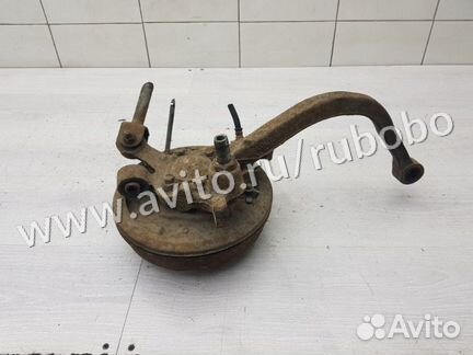 Кулак задний левый Mitsubishi Galant 8 USA 4G64