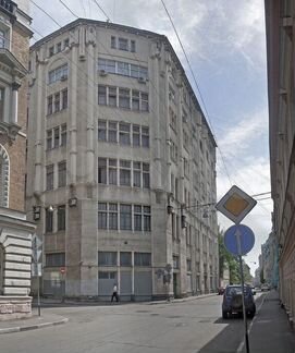 Комната 42 м² в 7-к, 6/8 эт.