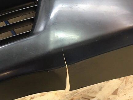 Бампер передний Toyota Camry Тойота Камри