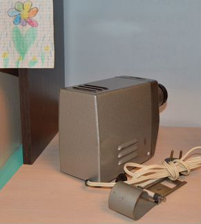 Фильмоскоп Экран простой удобный бюджет авто лампа