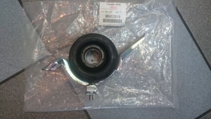 Mitsubishi outlander MR953919