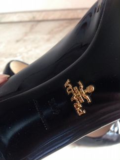 Туфли Prada лаковые оригинал 40 размер