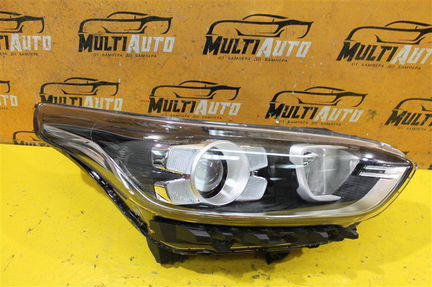 Фара передняя правая Kia Cerato 4 2018-2020