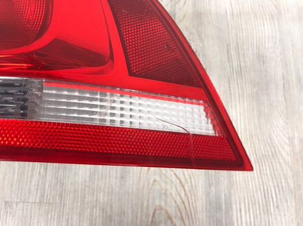 Фонарь в крыло задний правый Vw Touareg 7P