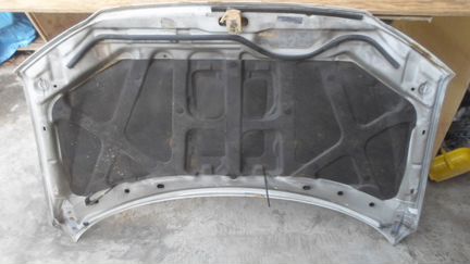 Капот Мицубиси Шариот Грандис N84-94W Chariot