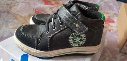 Ботинки 28 размер