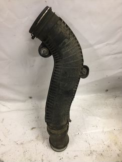 Патрубок интеркулера Шкода Фольксваген