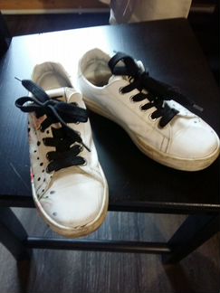 Кроссовки кожаные 34 р