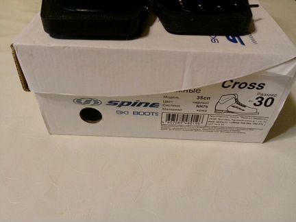 Новые лыжные ботинки Spine 30р