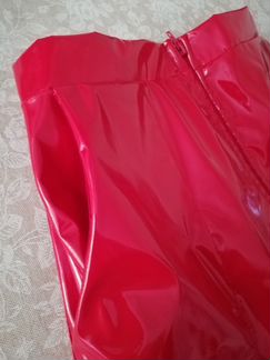 Клеёнчатая юбка на подкладе на размер 40-42