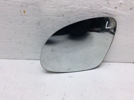 Зеркальный элемент левый Volkswagen Tiguan 2.0 TDI