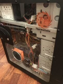 Компьютерный корпус Thermaltake Xaser дизайнерский
