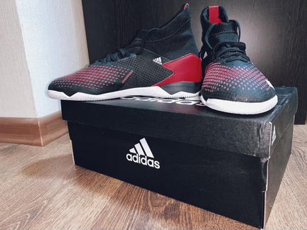 Футбольные бутсы (футзалки) predator 20.3 IN