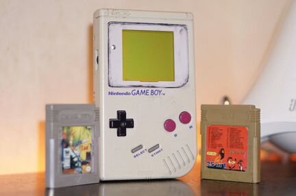 Nintendo Game Boy Original 1989
