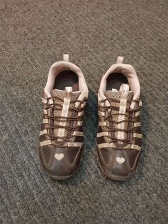 Кроссовки для девочек