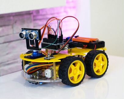 Робот-машина Arduino, робототехника дома