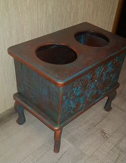 Стойка для мисок