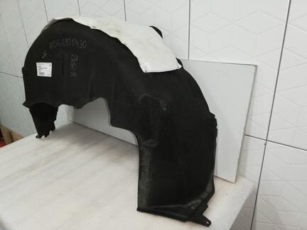 Mercedes GLA X156 подкрылок задний правый левый