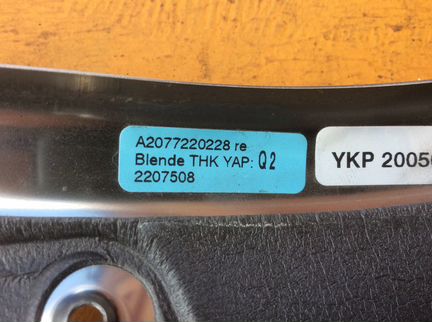 Накладка двери передней правой Mercedes W207 E 207