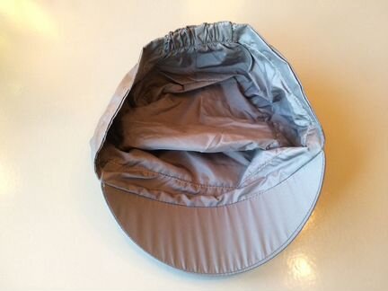 Кепка серая из плащевой ткани новая