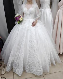 Свадебное платье