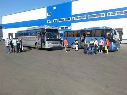 Перевозки сотрудников автобусами 33-50 мест