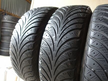 205 55 16 Goodyear UltraGrip Extreme 203V