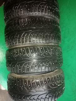 235/45R17 Nokian hakkapilita 5 зимние шипованные