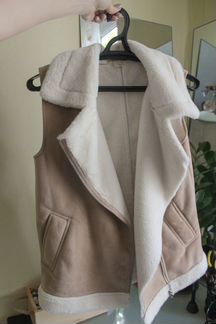 Меховой жилет ostin замшевый