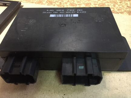 Блок комфорта 1J0959799AH vw passat b5